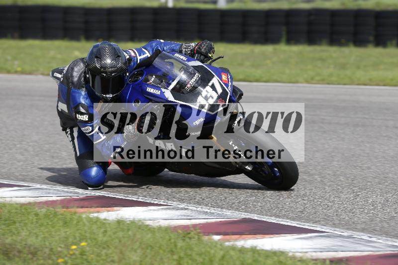 /Archiv-2025/53 16.09.2025 Track Day Domi Aegerter ADR/Gruppe rot/137